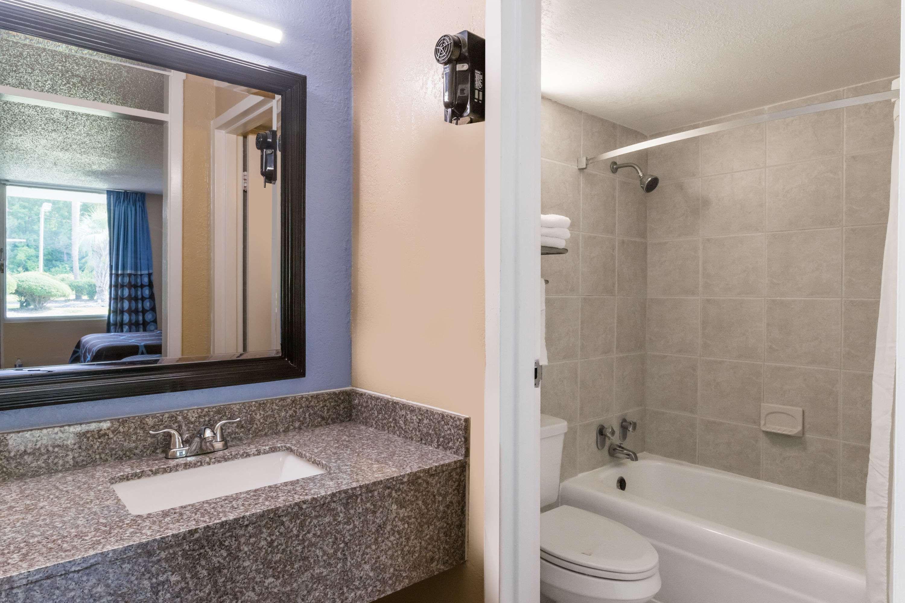 Super 8 By Wyndham Hardeeville - Savannah North Ngoại thất bức ảnh